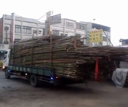 Ŭ���Ȥ�������������롣���Ѥǻ��Ƥ��줿�ȥ�å��α������ι�®�ٹߤ���