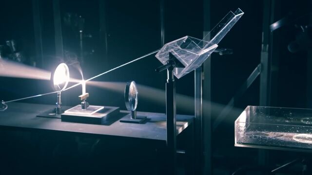 ��au�Ҥ���פ����ˡָ��פ��Ȥ����ԥ��������֡�Power of Optics