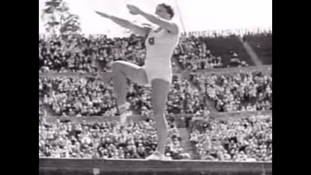 現代とは随分違う。1936年のベルリン・オリンピックにおける体操競技が実に興味深い