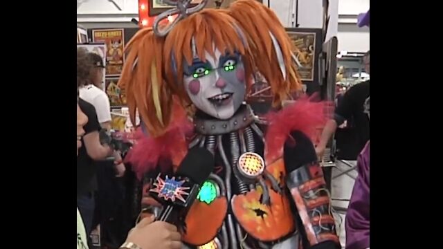 クオリティ高すぎて人間離れした、FNaFのスクラップベイビー・コスプレ