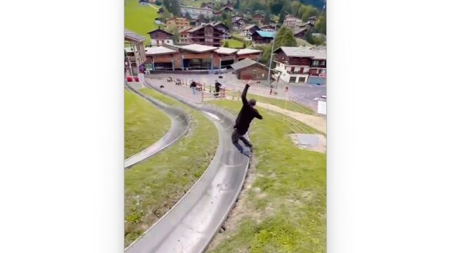 Ĺ�������򥤥�饤�󥹥����Ȥǳ��ߤ��Ȥ���ͷ��