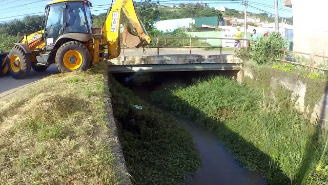 ���Ϥǿ�ϩ�˹ߤꡢί�ޤ��ί�ޤä��ں��򥭥쥤�ˤ��ݽ�����ŵ�