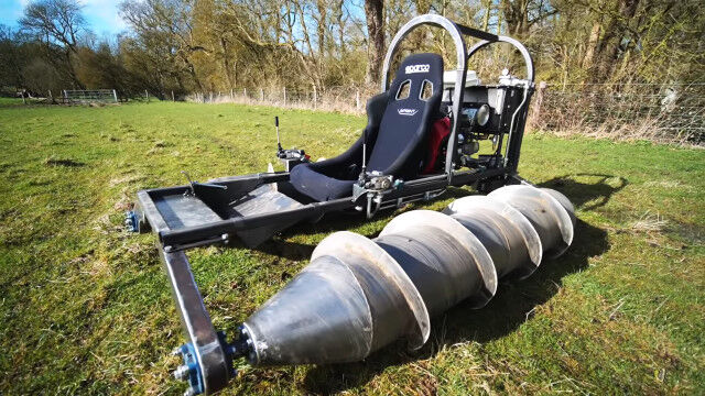 2�ܤΥɥ��ǿʤ�1�;��ɥ�륿�󥯤򼫺�����������󤷤Ƴڤ���ȯ���ˤΥ���󡦥ե���������