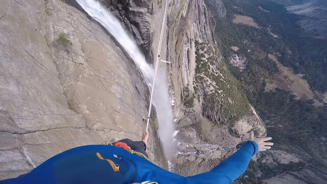 �Ͼ�400�᡼�ȥ�������ͺ��ʥ��åѡ��襻�ߥ���򸫲������ʤ���ι��Ϥ�