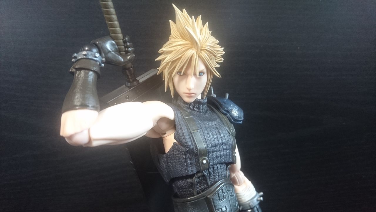 レビュー】 PLAY ARTS改 FINAL FANTASY VII REMAKE No.1 クラウド