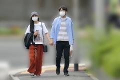 小島瑠璃子 19歳上キングダム漫画家と「福岡縁結び連泊愛」 マンションで2連泊