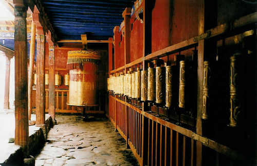 時代に取り残される朝日