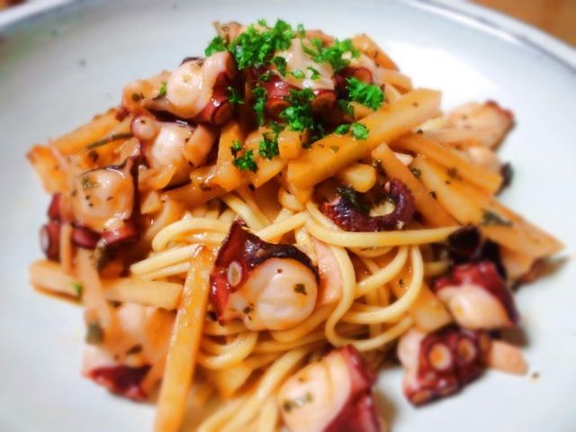 本日の減塩料理 タコとジャガイモのパスタ トマトソース 彦島太郎の壽印