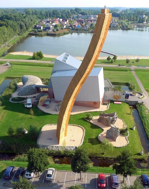 クライミング_エクスカリバータワー_Tallest_climbing_wall_Klimcentrum_Bjoeks_1