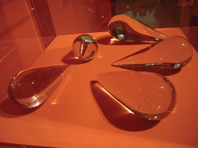 Aimez-vous Brahms?:[art] tears of eros