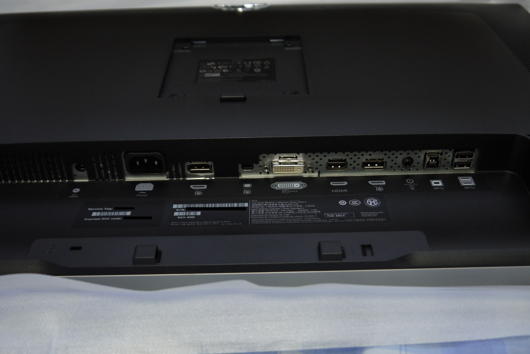 DELLのWQXGA対応2560x1600の30インチモニタ「U3014」が届いた