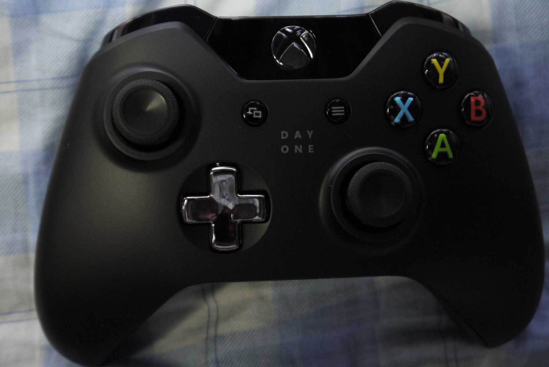 Xbox One + Kinect Day One エディションを買ってみた : ことしつ