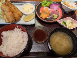 PXL_20260217_034527234