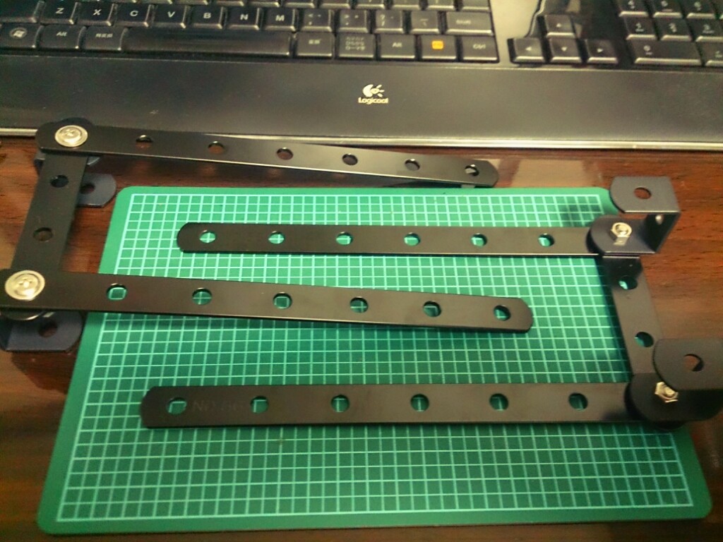 エフェクター底上げ台オーダー発注受付❗ エフェクター底上げ台