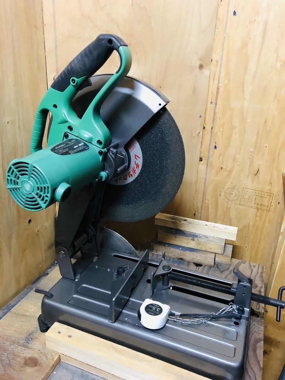 ☆チップソー 切断機 LC0700F makita 190mm マキタ 卓上切断機