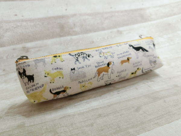 新入荷 ちょっと大きめ犬ポーチ と動物3室ポーチ 手作り雑貨 アルオージュ 八千代のちいさな雑貨店 新入荷 ちょっと大きめ犬ポーチ と動物3室ポーチ 手作り雑貨 アルオージュ 八千代のちいさな雑貨店