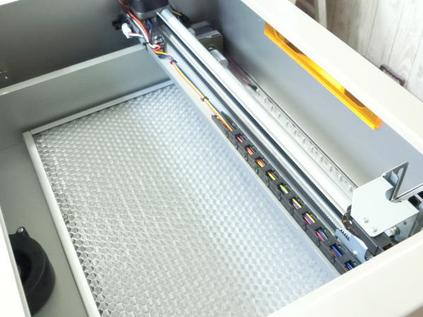 レーザー加工機がやってきた 手作り雑貨 アルオージュ 八千代のちいさな雑貨店