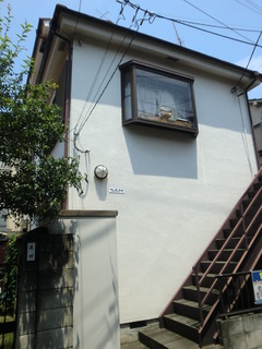 002
