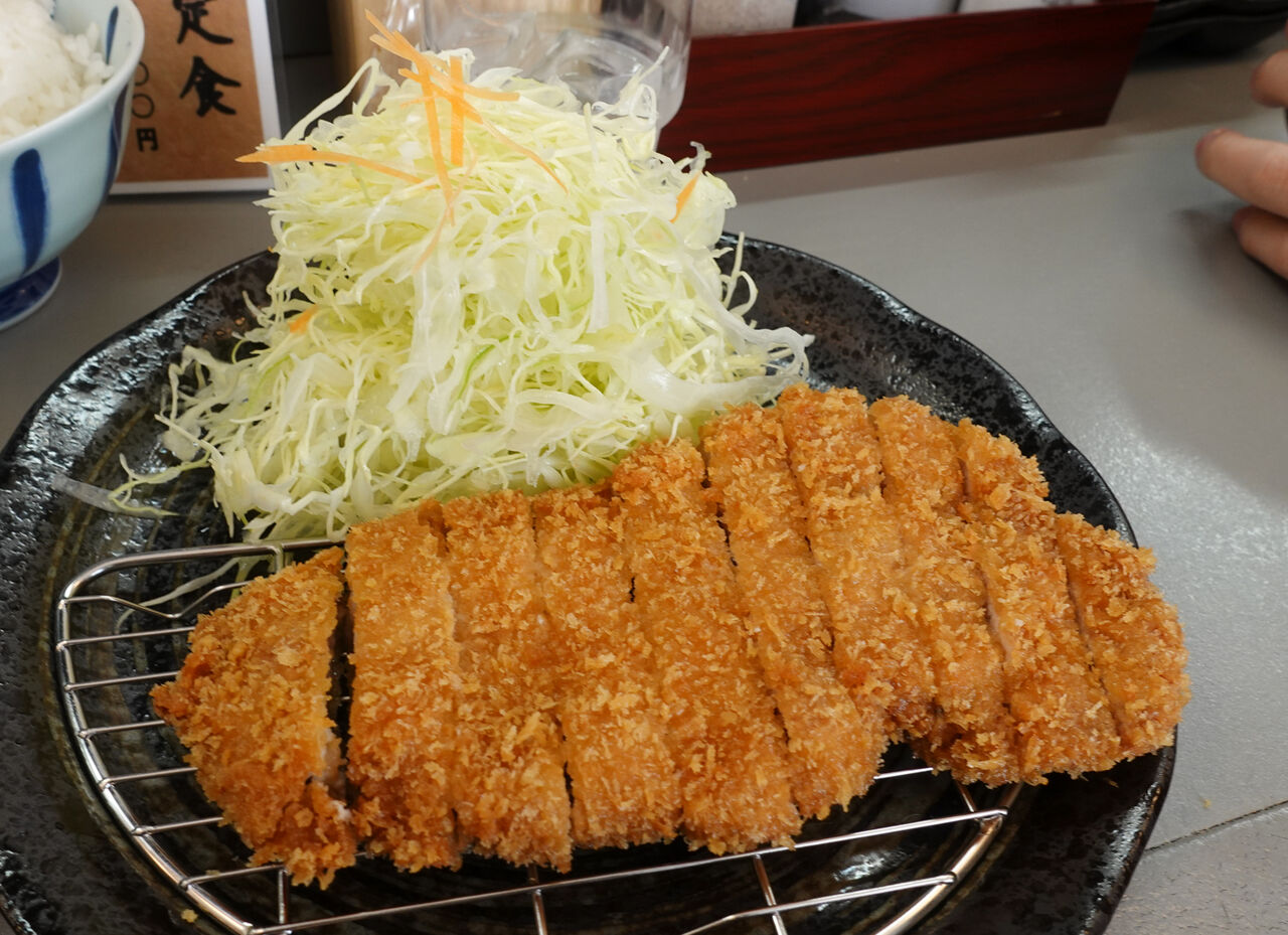 ロースカツ定食 修 博多区那珂 コスパ抜群のトンカツ定食の店 口福ヤマトモの食日記