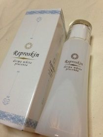 男子高校生のしつこいニキビ跡を改善できる化粧水は 男子高校生の思春期ニキビを改善できる化粧水は