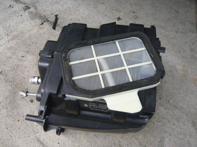 日産 QJY31 セドリック エバポレーター分解 清掃 エアコン修理