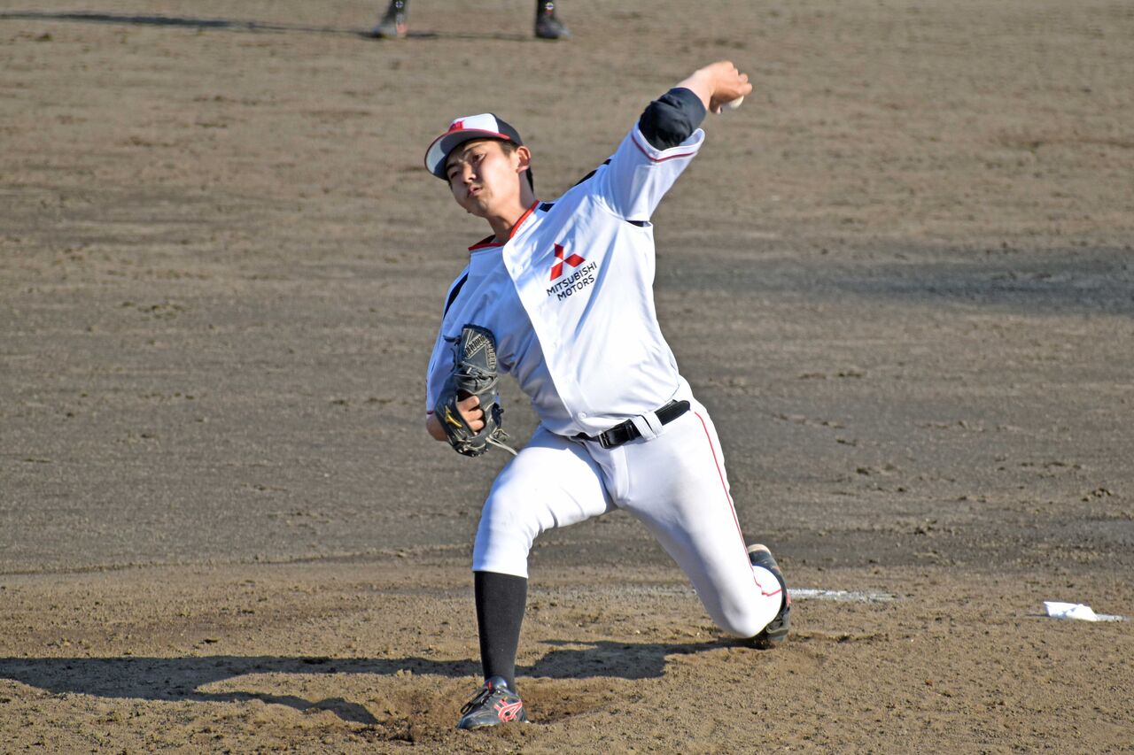 三菱自動車岡崎 富田 蓮 投手 大垣商 コウサする日々 別館 三菱自動車岡崎 富田 蓮 投手 大垣商 コウサする日々 別館