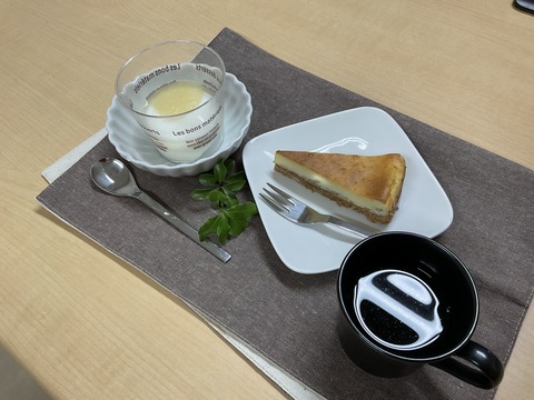 7AC89B19-4911-4DA6-8A26-A32103464D61