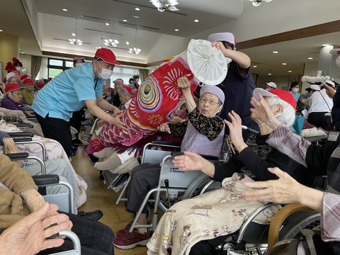 E1B09C40-7270-4CA0-99F6-1E70E02AE8D2