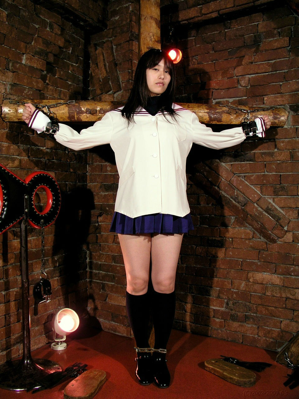 女子高生緊縛無修正画像 