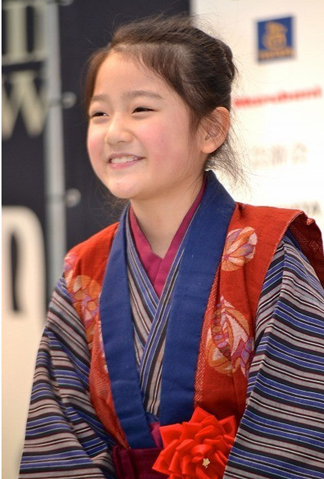 濱田ここねちゃん9才 小学4年生 第37回日本アカデミー賞 新人俳優賞受賞 3月7日 金 の授賞式にも登壇 子役タレント応援ブログ 濱田ここねちゃん9才 小学4年生 第37回日本アカデミー賞 新人俳優賞受賞 3月7日 金 の授賞式にも登壇 子役タレント応援ブログ