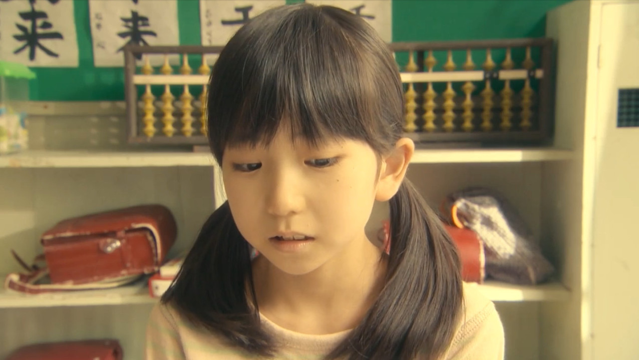 マクドナルド ハッピーセット CM りかちゃん「ファッションショー」篇 飯尾夢奏ちゃん 鈴木夢奈ちゃん 小峰碧月