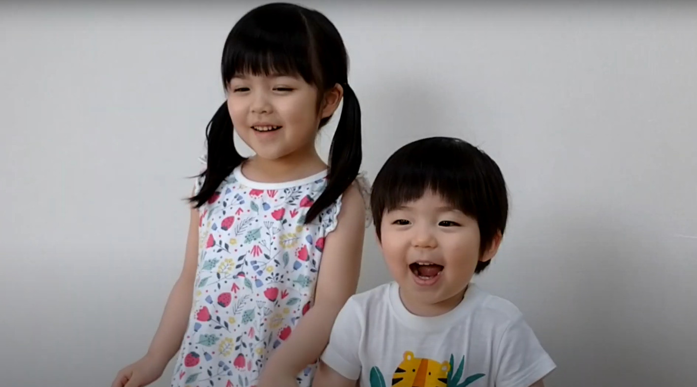 Cm ヤクルト いつも笑顔で 篇 お届けもの 篇 加藤柚凪 かとうゆずなちゃん 4才 幼稚園年中さん 周郷一颯 すごういぶきくん 7才 小学2年生 年6月 子役タレント応援ブログ