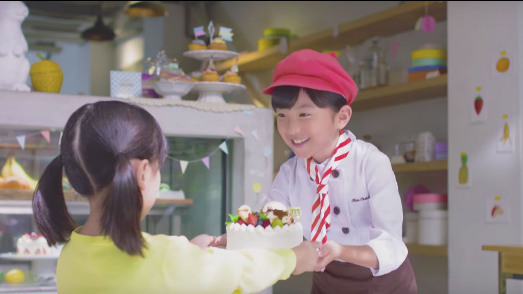 Kiri キリ チーズ＆スティック CM「毎日にシンプルなしあわせを篇」 村田結衣 むらたゆいちゃん 9才・小学4年生 喜多よしかさん ...