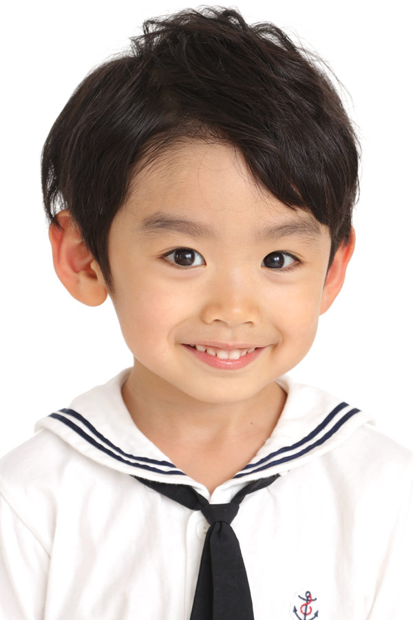 石井優希グッズセット ◇ ハッピーセット トミカ 第1弾「ヒーローごっこ編」 かずき