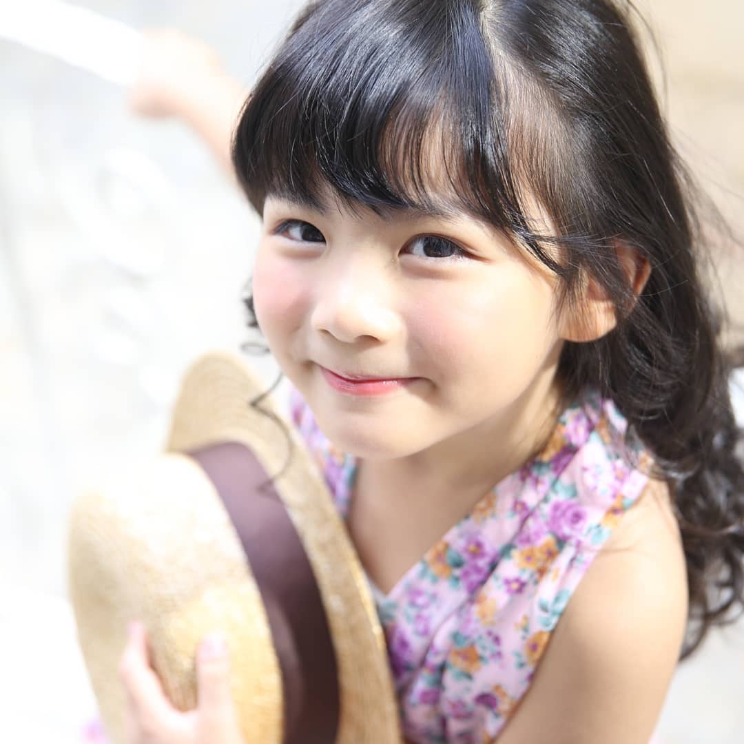 画像 ６５枚 ニベア 花王 ニベアクリーム 親子３世代篇 ｃｍ 鈴木唯 ゆい ちゃん 5才 二井内玲海 にいないれみ ちゃん 5才 動画あり 18年10月 子役タレント応援ブログ