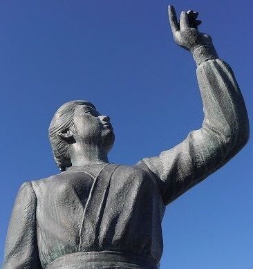 橋本堅太郎  本物　彫刻 橋本堅太郎 本物 彫刻