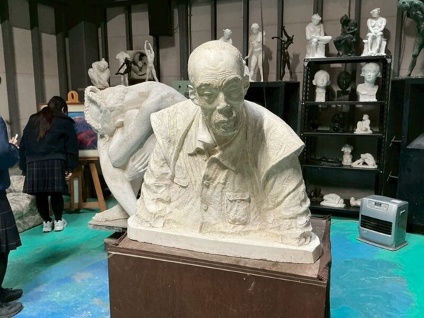 LINE_ALBUM_田村進　アトリエ見学_251114_3-800x600