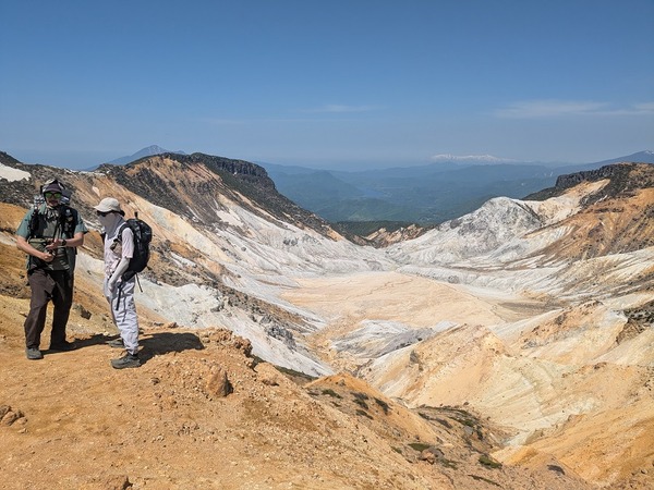PXL_20260517_004541757