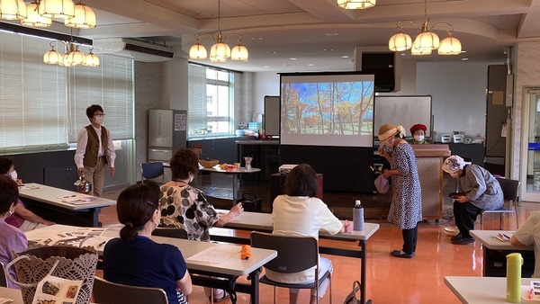 愛ちゃんの栗拾い