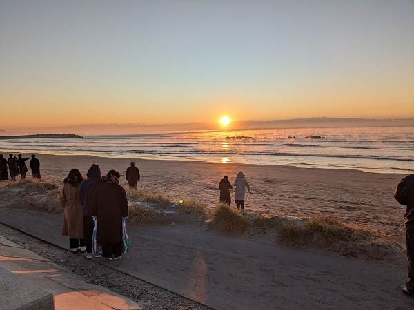 PXL_20221231_215620057