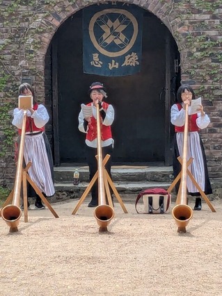 PXL_20250422_045043584