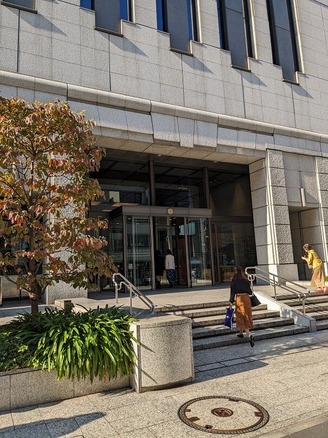 PXL_20231104_043602009