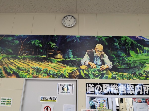 PXL_20251215_035020993