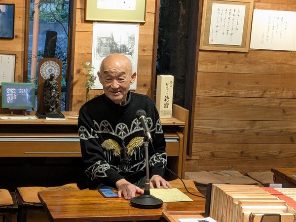 PXL_20251115_065818443