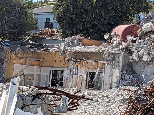 PXL_20231013_030806681