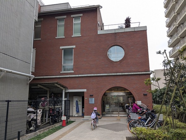 PXL_20251123_045504387