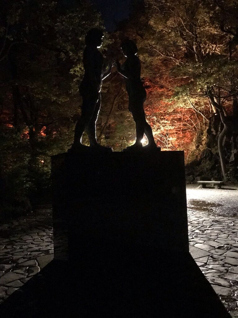 カミのすむ山 十和田湖 Festa Luce 21 22 第1章 光の紅葉物語開幕 高村光太郎連翹忌運営委員会のblog
