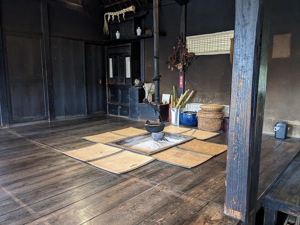 PXL_20221217_022445850