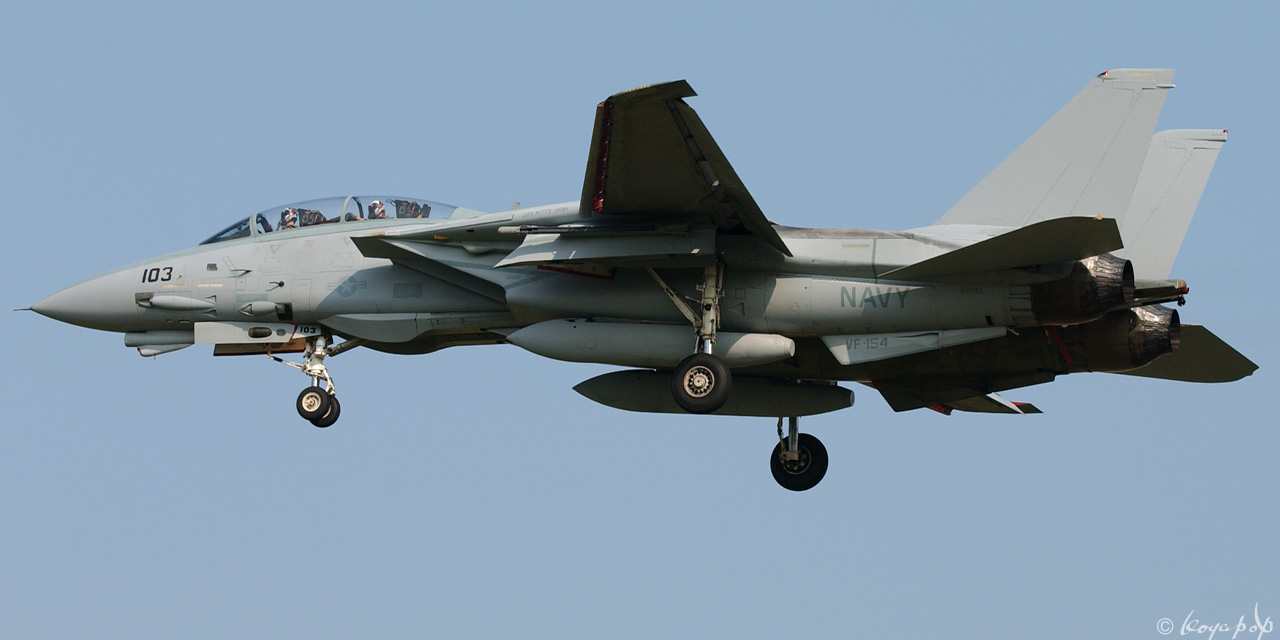 Koyapop’s LIBRARY ☆ BEAUTIFUL PLANES OF THE '00s +1