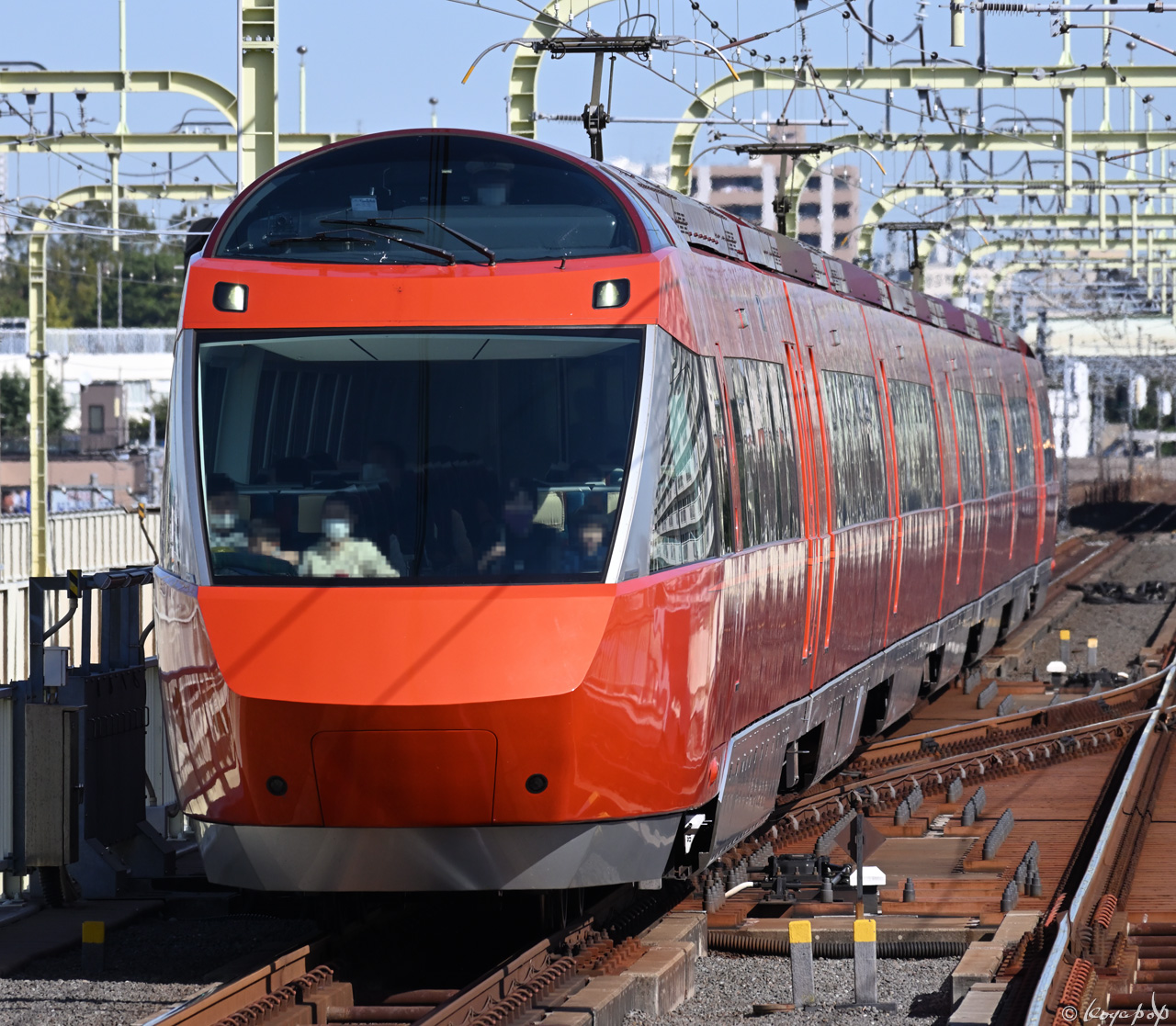 201105M-168x1280 A
